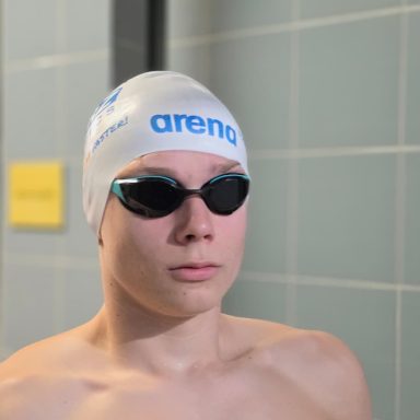 Zwemmer klaar voor de race